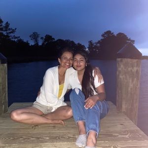 Meet your Posher, Montserrat